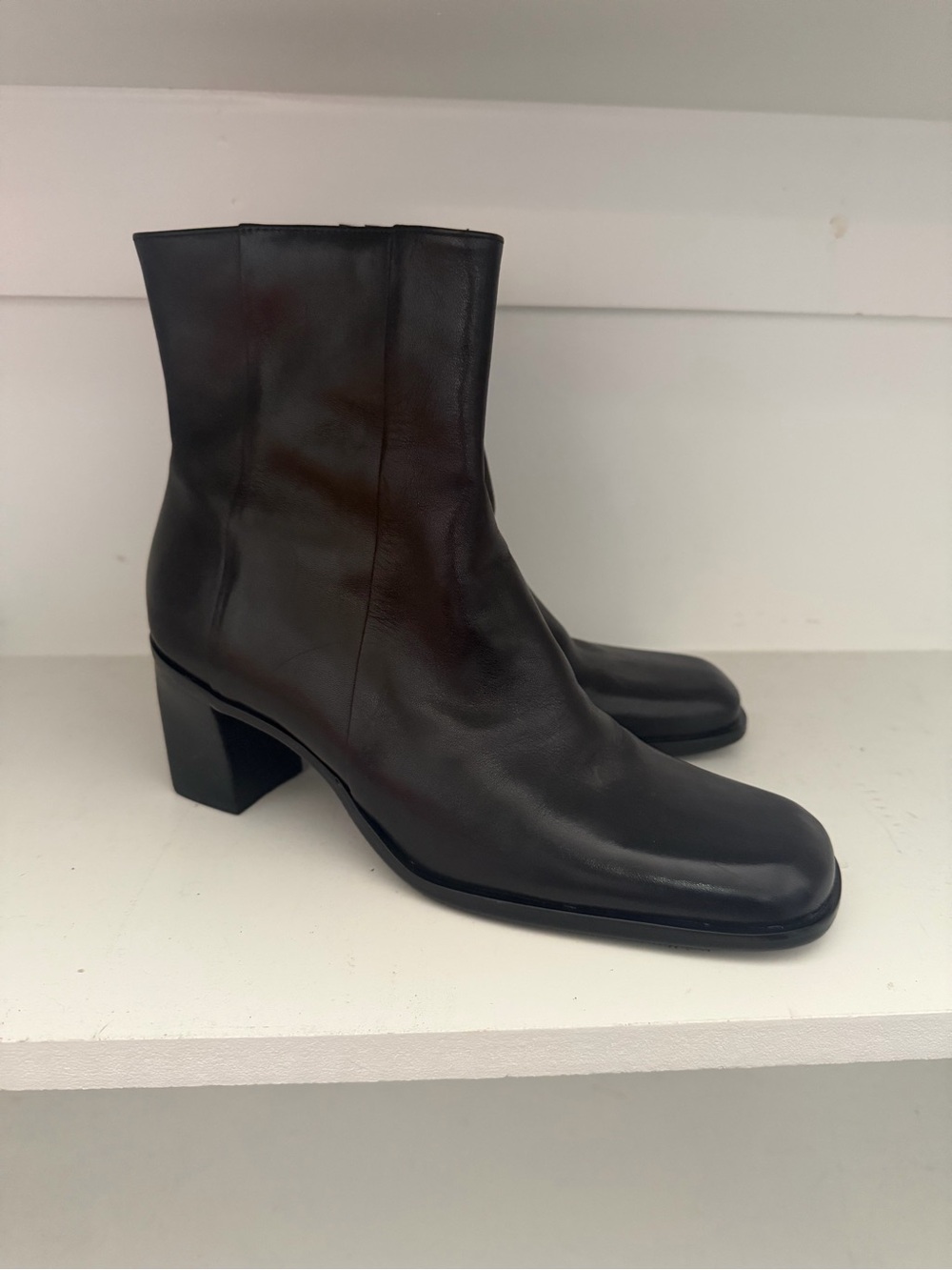 Gianni Bini Black Heeled Booties Size 8